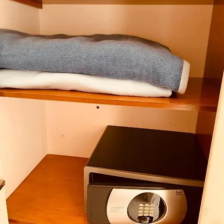 Aparthotel Ponderosa Holiday Apartaments Playa de las Americas (Tenerife)